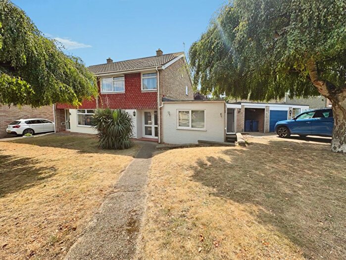 3 Bedroom Semi-Detached House For Sale In Tunkers Lane, Ramsey, Huntingdon, PE26