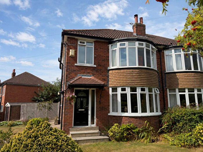 3 Bedroom Semi-Detached House For Sale In Bowood Avenue, Meanwood, Leeds, West Yorkshire., LS7