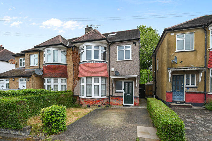 4 Bedroom Semi Detached House For Sale In Northumberland Road, North Harrow, HA2