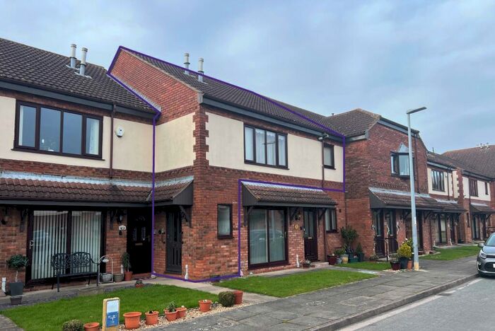 2 Bedroom Retirement Property For Sale In Briar Lane, Scartho, Grimsby, DN33