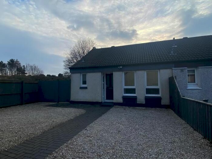 2 Bedroom Terraced Bungalow To Rent In Sutherland Way, Livingston, EH54