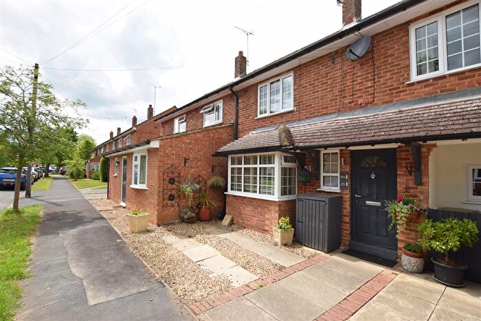 1 Bedroom Flat To Rent In Austins Mead, Bovingdon, Hemel Hempstead, HP3
