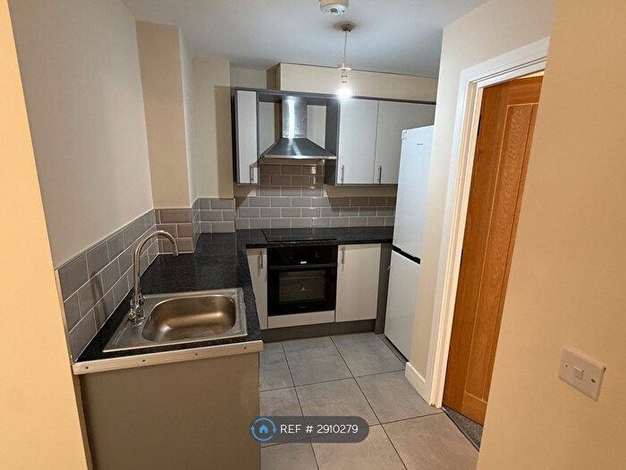 1 Bedroom Flat To Rent In Bedminster, Bristol, BS3
