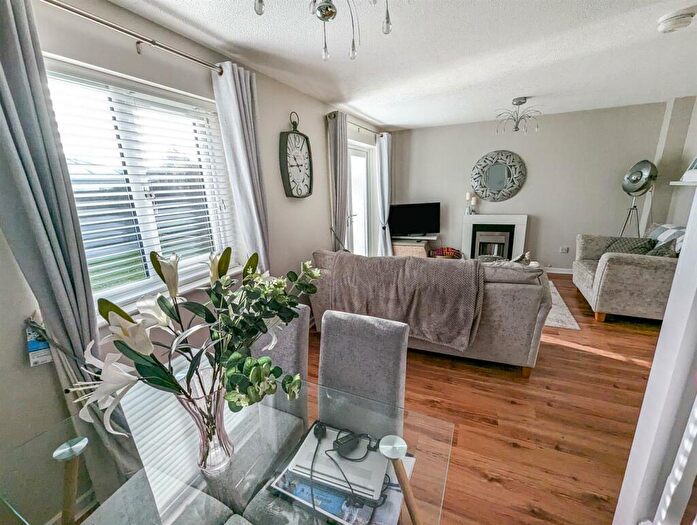 3 Bedroom Detached House For Sale In Barth Close, Great Oakley, Corby, NN18