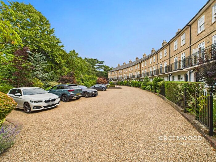 5 Bedroom End Of Terrace House To Rent In Sovereign Crescent, Lexden Road, Colchester, CO3