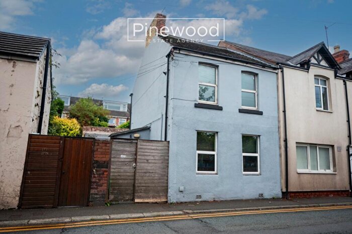2 Bedroom End Of Terrace House To Rent In High Street, Connah's Quay, CH5