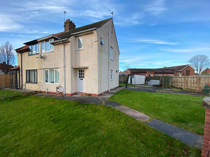 3 Bedroom Semi Detached House To Rent In First Avenue, Kingston Upon Hull, HU6