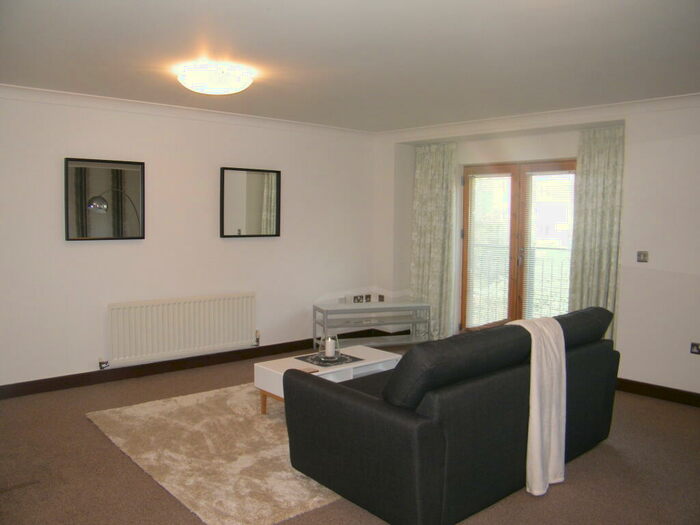 2 Bedroom Flat To Rent In Princess Alexander Court, Exeter, EX4