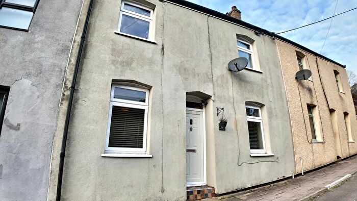 2 Bedroom Terraced House To Rent In Railway Terrace, Hollybush, NP12
