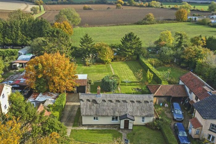 3 Bedroom Cottage For Sale In The Cottage, Water Run, Hitcham, IP7