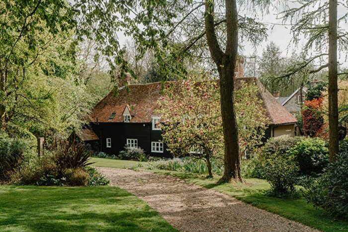 4 Bedroom Detached House For Sale In Wierton Hall Farm Cottage, Boughton Monchelsea, Kent, ME17