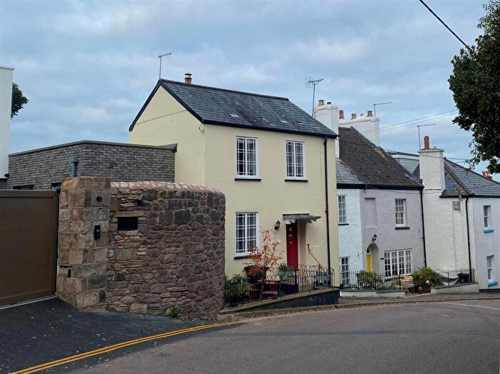 2 Bedroom Cottage To Rent In Sowden Lane, Lympstone, EX8