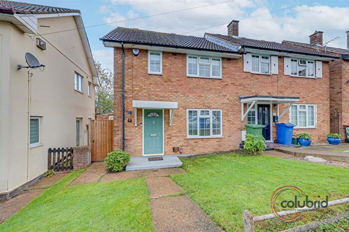 2 Bedroom Semi-Detached House For Sale In Nursery Road, Stanford-Le-Hope, SS17