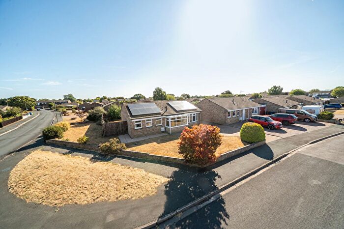 2 Bedroom Bungalow For Sale In Buchan Road, Bicester, OX26