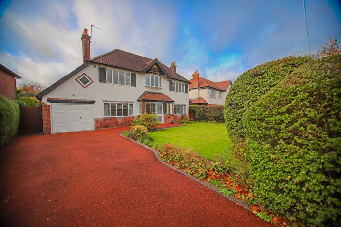 4 Bedroom Detached House For Sale In Ladythorn Road, Bramhall, SK7