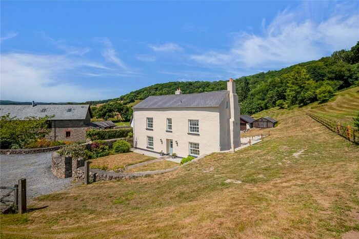 4 Bedroom Detached House For Sale In Bovey Tracey, Newton Abbot, Devon, TQ13