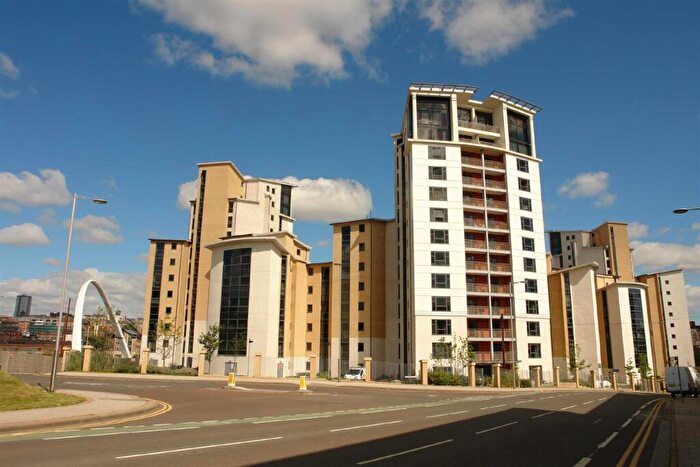2 Bedroom Flat To Rent In Baltic Quays, Gateshead, NE8