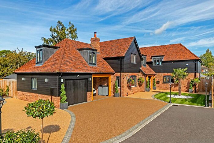 4 Bedroom Detached House For Sale In Longacre, Wavendon, MK17