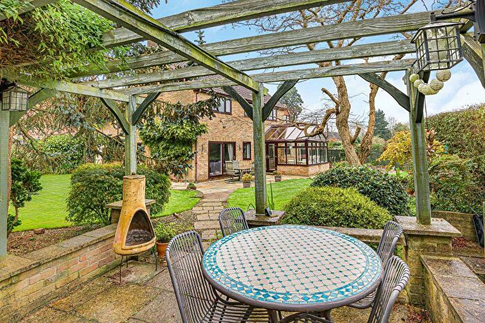5 Bedroom Detached House For Sale In Court House Gardens, Cam, Dursley, GL11