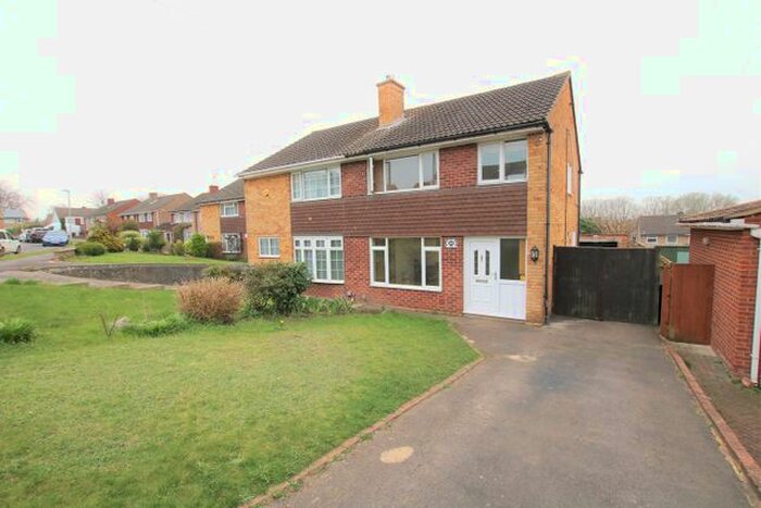 3 Bedroom Semi-Detached House To Rent In Tintern Crescent, Reading, Berkshire, RG1
