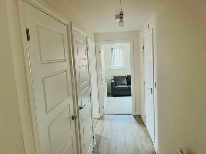 2 Bedroom Flat To Rent In Tawny Grove, Canley, Coventry, CV4