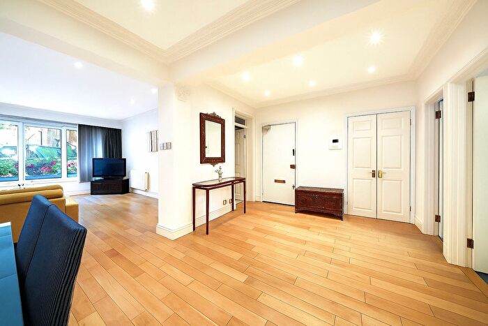 2 Bedroom Flat For Sale In Princes Gate, London, SW7