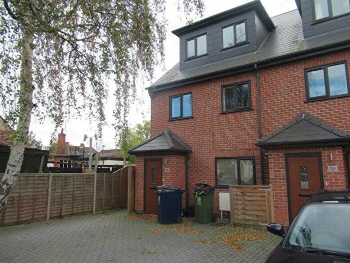 5 Bedroom House To Rent In Old Road, Headington, Oxford, OX3