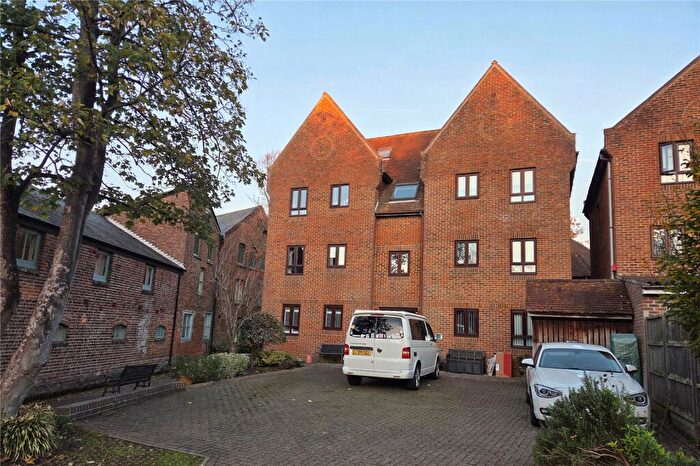 1 Bedroom Apartment For Sale In The Parchment, Havant, Hampshire, PO9