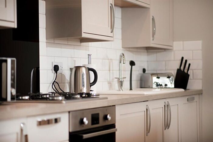 3 Bedroom Flat To Rent In Hereford Road, Southsea, PO5