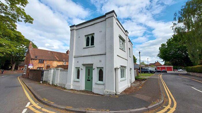 2 Bedroom Detached House For Sale In South Street, Bourne, PE10