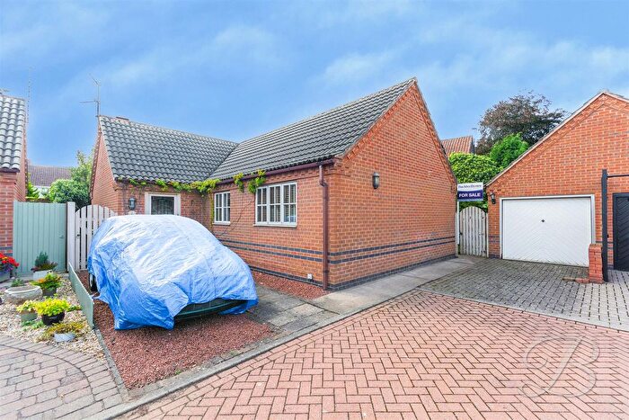 3 Bedroom Detached Bungalow For Sale In Eastern Court, Newark, NG24