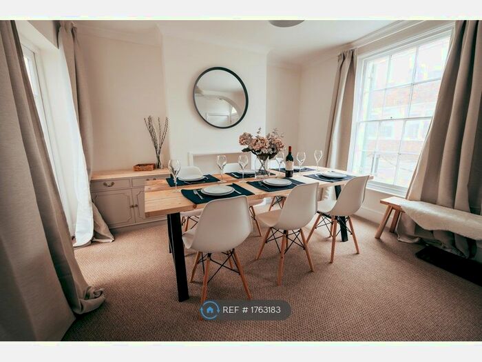 2 Bedroom Terraced House To Rent In Stourville, Canterbury, CT1