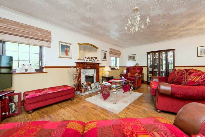 3 Bedroom Bungalow For Sale In Waen Wen, Bangor, Gwynedd, LL57