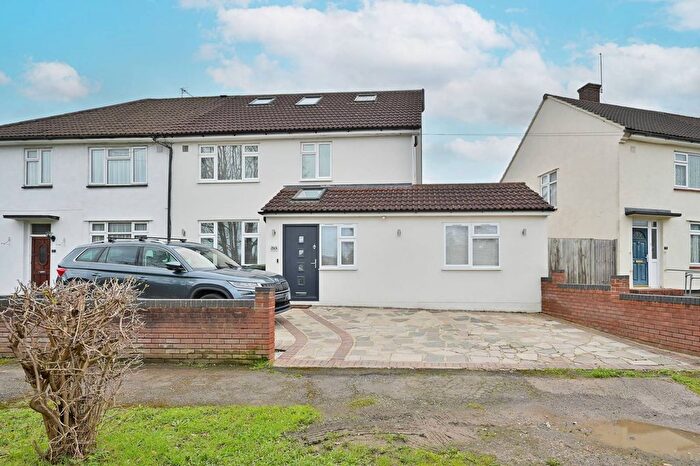 7 Bedroom Semi Detached House For Sale In Prestwick Road, Bushey, South Oxhey, WD19