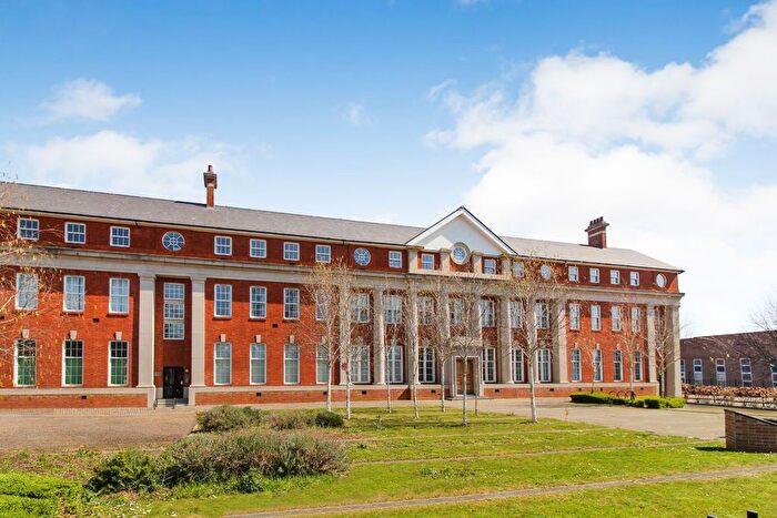 2 Bedroom Flat For Sale In Shorts Building, Beauvais Square Shortstown, MK42