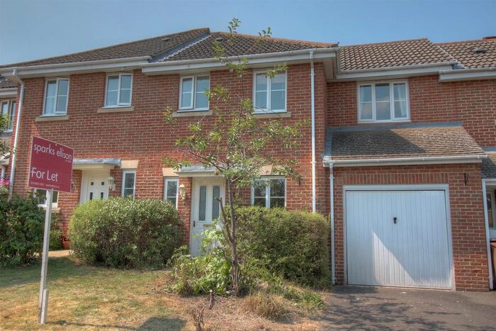 3 Bedroom Terraced House To Rent In Jack Close, Chandler's Ford, Eastleigh, SO53