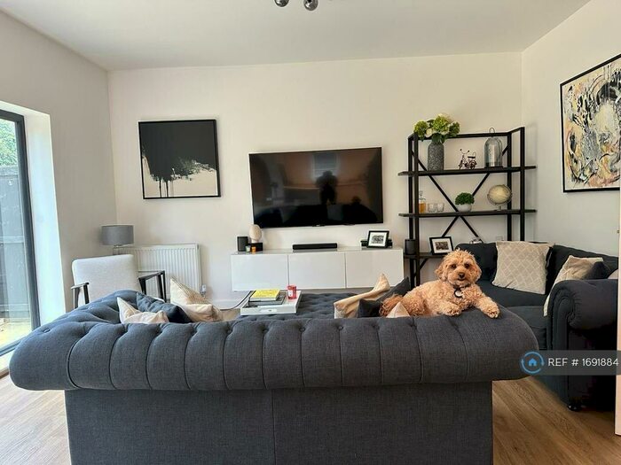 4 Bedroom End Of Terrace House To Rent In Livingston Drive, Liverpool, L17