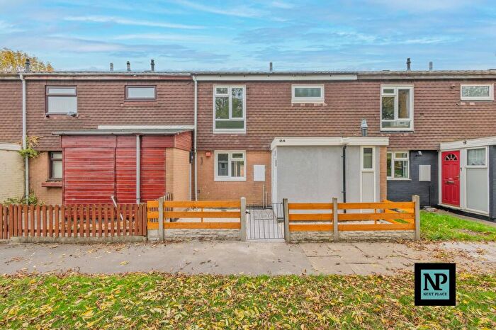 3 Bedroom Terraced House For Sale In Medway, Tamworth, B77