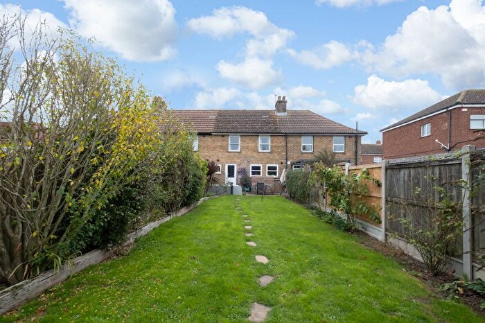 3 Bedroom Terraced House For Sale In Cornwallis Avenue, Aylesham, Canterbury, Kent, CT3