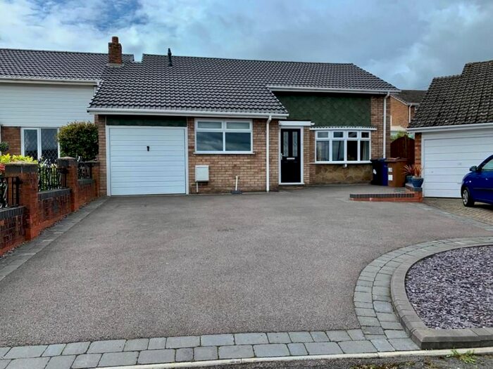 2 Bedroom Semi Detached Bungalow To Rent In Clinton Crescent, Chase