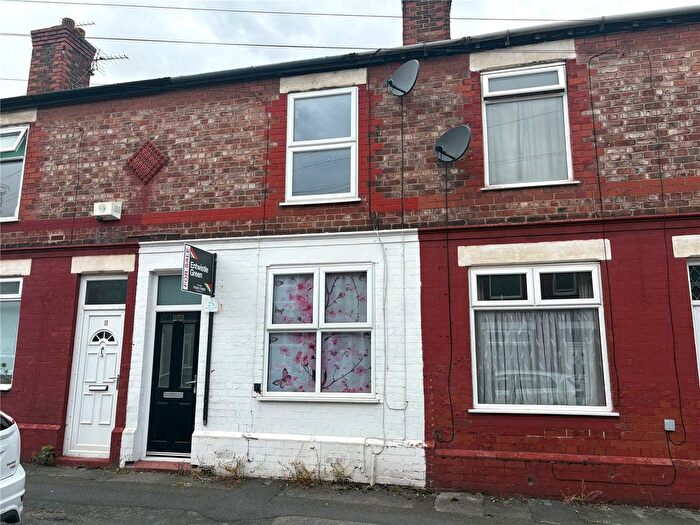 1 Bedroom Terraced House For Sale In Cross Street, Warrington, Cheshire, WA2
