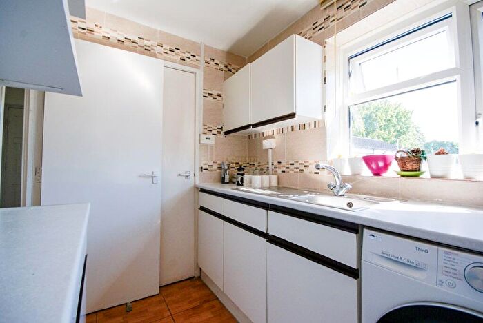 2 Bedroom Terraced House To Rent In Leasow Drive, Birmingham, B15