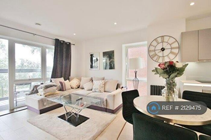 2 Bedroom Flat To Rent In Collins Building, London, NW2