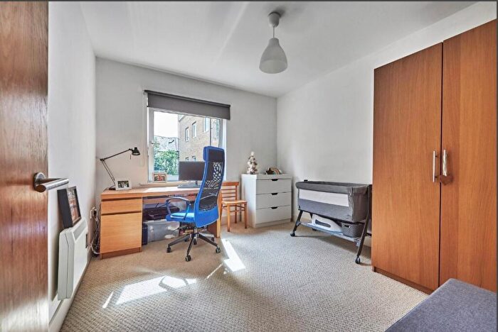 2 Bedroom Apartment To Rent In Camp Road, St. Albans, Hertfordshire, AL1