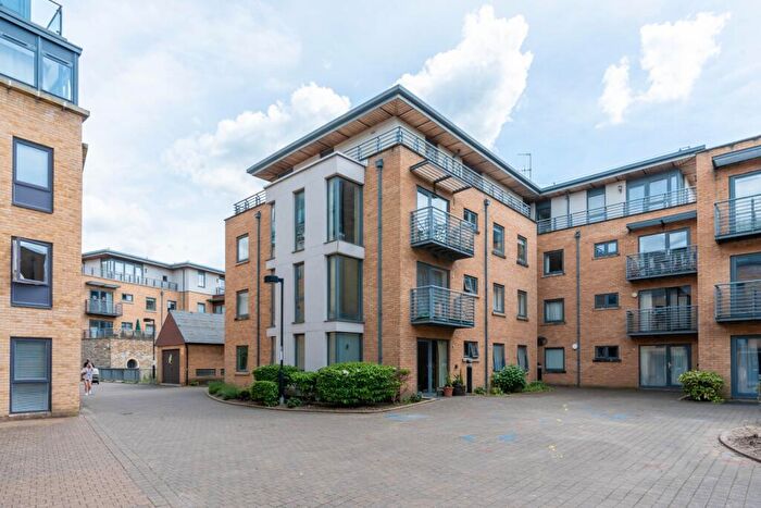 1 Bedroom Apartment To Rent In Woodin's Way, Oxford, Oxfordshire, OX1