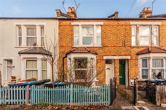 3 Bedroom Terraced House For Sale In Granville Road, London, N13