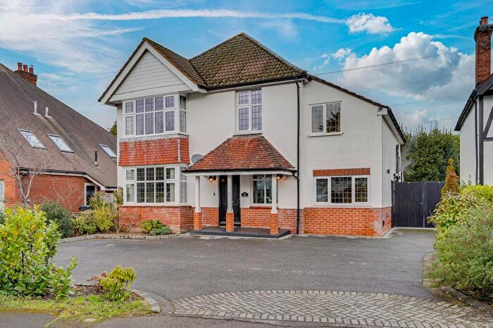 5 Bedroom Detached House For Sale In Velmore Road, Chandlers Ford, SO53