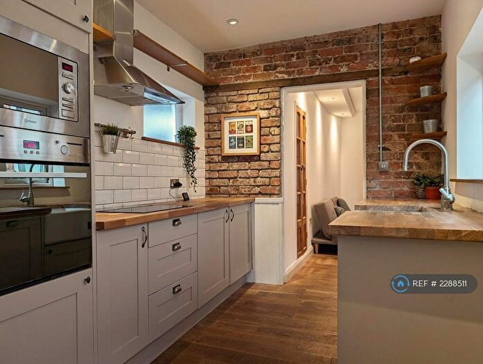 1 Bedroom Flat To Rent In Black Friars, Chester, CH1