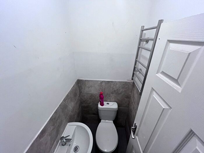 5 Bedroom End Of Terrace House To Rent In Barras Lane, Coventry, CV1