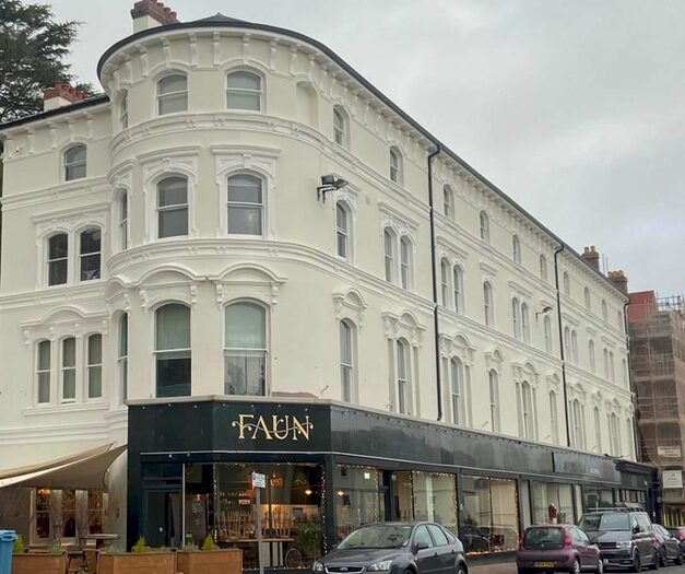 2 Bedroom Flat To Rent In Penthouse, Queens Drive, Malvern, Worcestershire, WR14